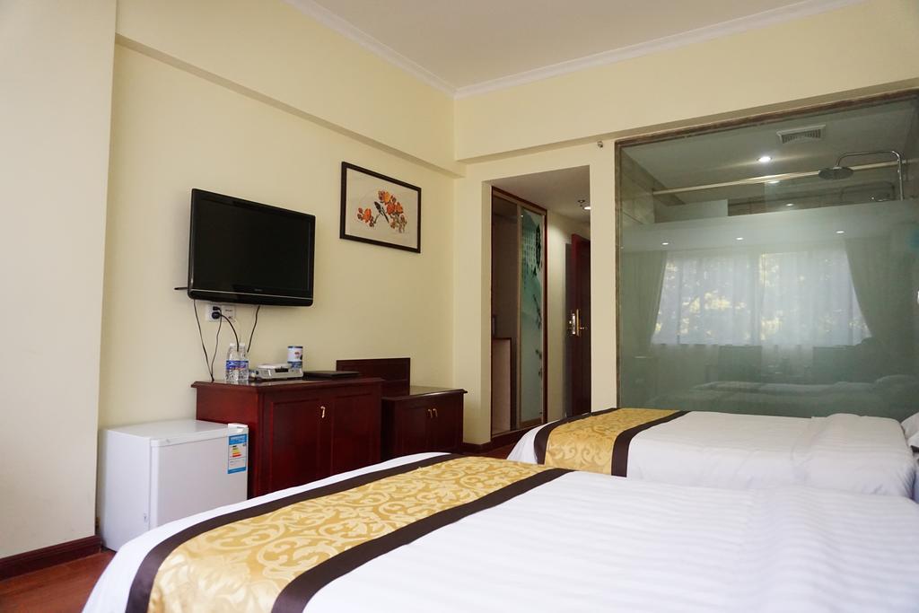 Guangdong Oversea Chinese Hotel Canton Chambre photo