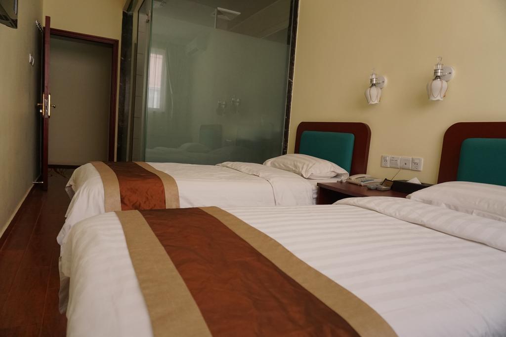 Guangdong Oversea Chinese Hotel Canton Chambre photo